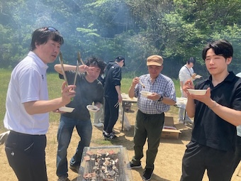 �t��BBQ���